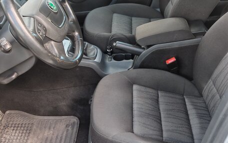Skoda Octavia, 2011 год, 800 000 рублей, 7 фотография