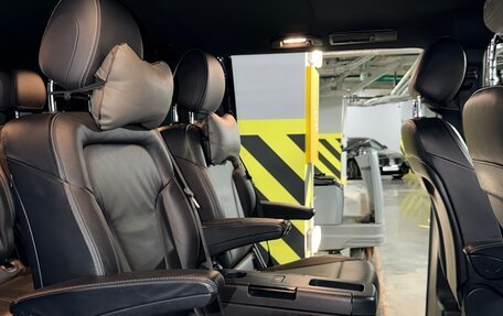 Mercedes-Benz V-Класс, 2018 год, 5 400 000 рублей, 15 фотография