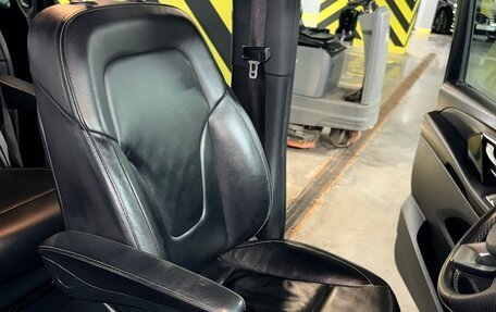 Mercedes-Benz V-Класс, 2018 год, 5 400 000 рублей, 11 фотография