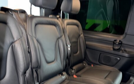 Mercedes-Benz V-Класс, 2018 год, 5 400 000 рублей, 16 фотография