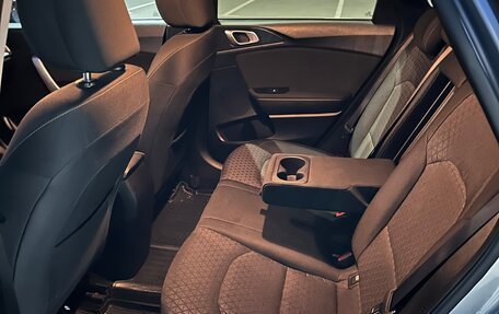 KIA cee'd III, 2019 год, 1 600 000 рублей, 8 фотография