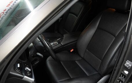 BMW 5 серия, 2012 год, 1 800 000 рублей, 14 фотография