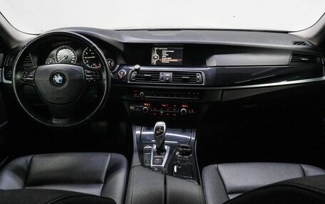 BMW 5 серия, 2012 год, 1 800 000 рублей, 18 фотография