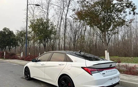 Hyundai Elantra, 2022 год, 1 250 123 рублей, 6 фотография