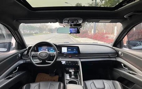 Hyundai Elantra, 2022 год, 1 250 123 рублей, 10 фотография