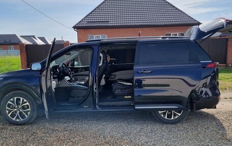 KIA Carnival, 2023 год, 3 999 000 рублей, 7 фотография