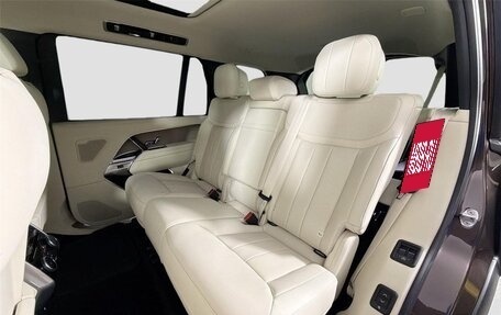 Land Rover Range Rover IV рестайлинг, 2025 год, 15 000 000 рублей, 16 фотография