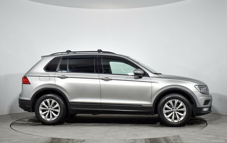 Volkswagen Tiguan II, 2019 год, 1 690 000 рублей, 5 фотография