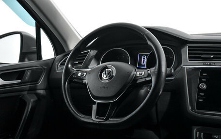 Volkswagen Tiguan II, 2019 год, 1 690 000 рублей, 15 фотография