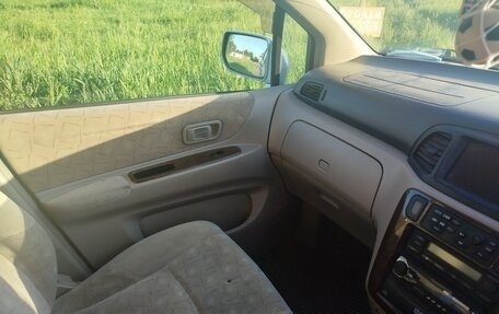 Nissan Liberty, 2001 год, 260 000 рублей, 15 фотография