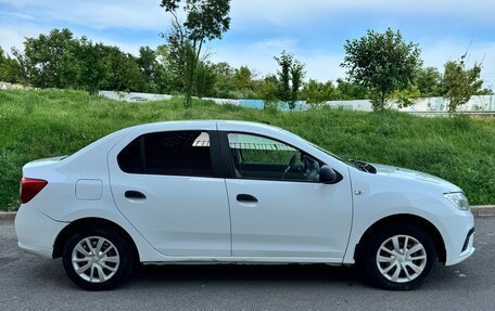 Renault Logan II, 2019 год, 550 000 рублей, 4 фотография