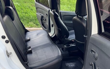 Renault Logan II, 2019 год, 550 000 рублей, 6 фотография