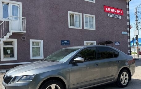 Skoda Octavia, 2018 год, 1 590 000 рублей, 6 фотография