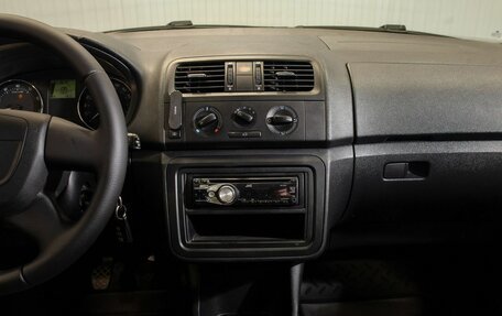 Skoda Fabia II, 2011 год, 545 000 рублей, 25 фотография