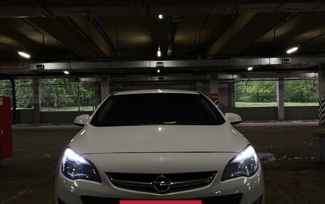 Opel Astra J, 2013 год, 850 000 рублей, 5 фотография