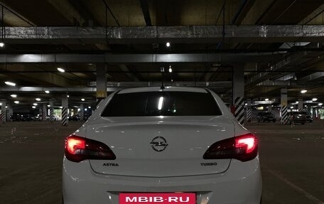 Opel Astra J, 2013 год, 850 000 рублей, 6 фотография