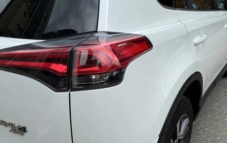 Toyota RAV4, 2019 год, 3 100 000 рублей, 6 фотография