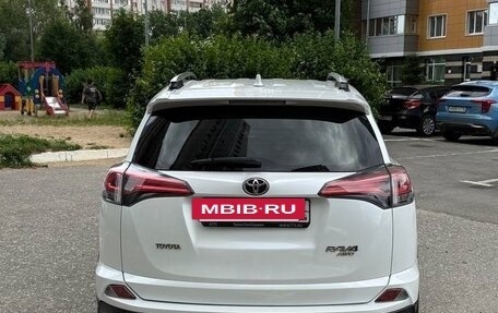 Toyota RAV4, 2019 год, 3 100 000 рублей, 3 фотография