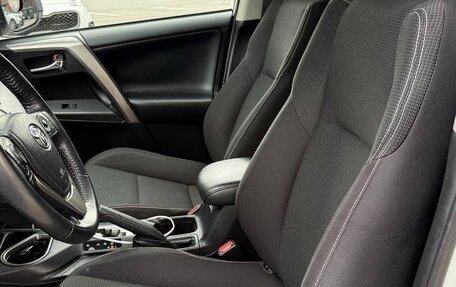 Toyota RAV4, 2019 год, 3 100 000 рублей, 16 фотография