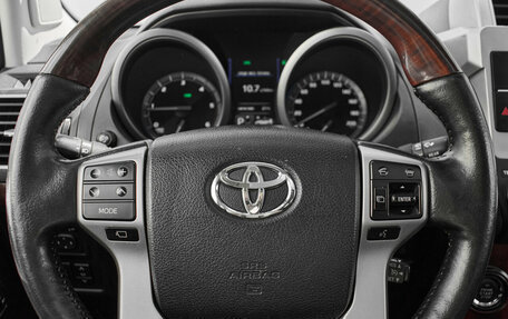 Toyota Land Cruiser Prado 150 рестайлинг 2, 2016 год, 3 985 000 рублей, 15 фотография