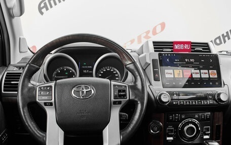 Toyota Land Cruiser Prado 150 рестайлинг 2, 2016 год, 3 985 000 рублей, 14 фотография