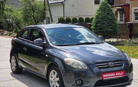 KIA cee'd I рестайлинг, 2009 год, 700 000 рублей, 2 фотография
