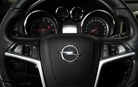 Opel Astra J, 2011 год, 730 000 рублей, 9 фотография