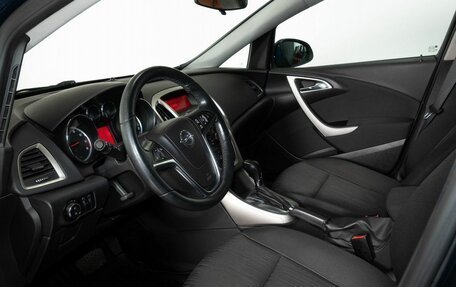 Opel Astra J, 2011 год, 730 000 рублей, 5 фотография