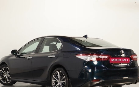 Toyota Camry, 2020 год, 3 079 000 рублей, 5 фотография