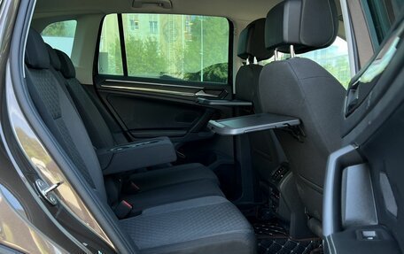 Volkswagen Tiguan II, 2018 год, 2 790 000 рублей, 29 фотография
