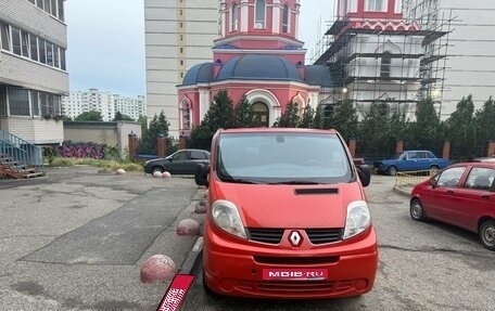 Renault Trafic, 2011 год, 1 350 000 рублей, 1 фотография