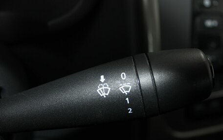 Renault Logan II, 2022 год, 1 359 900 рублей, 13 фотография