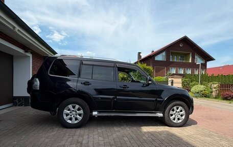 Mitsubishi Pajero IV, 2011 год, 1 685 000 рублей, 6 фотография