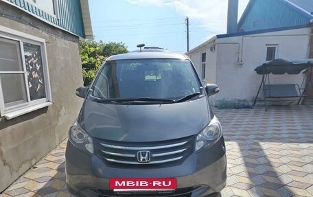 Honda Freed I, 2008 год, 900 000 рублей, 6 фотография