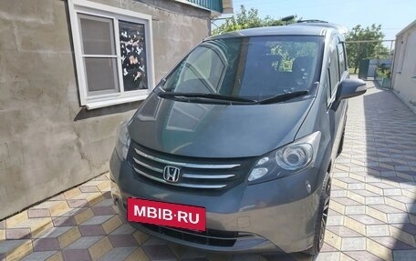 Honda Freed I, 2008 год, 900 000 рублей, 7 фотография