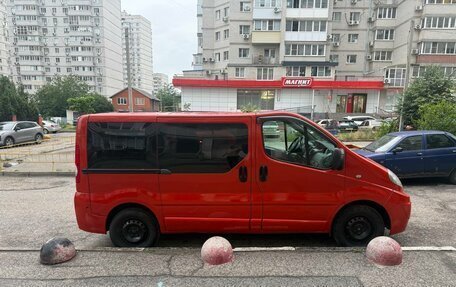 Renault Trafic, 2011 год, 1 350 000 рублей, 3 фотография