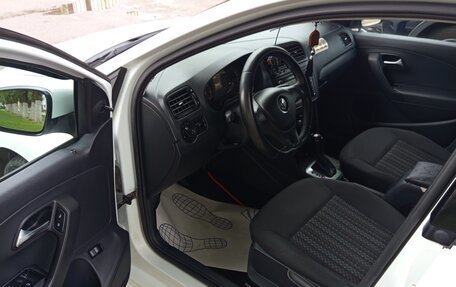 Volkswagen Polo VI (EU Market), 2018 год, 885 000 рублей, 4 фотография