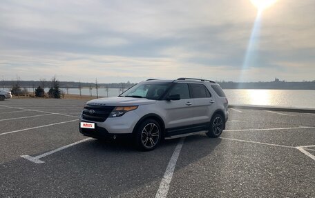 Ford Explorer VI, 2013 год, 1 840 000 рублей, 2 фотография