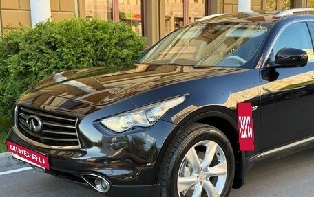 Infiniti QX70, 2015 год, 2 200 000 рублей, 3 фотография