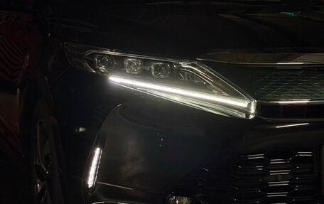 Toyota Harrier, 2018 год, 3 099 000 рублей, 34 фотография