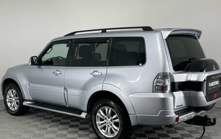 Mitsubishi Pajero IV, 2014 год, 2 590 000 рублей, 9 фотография