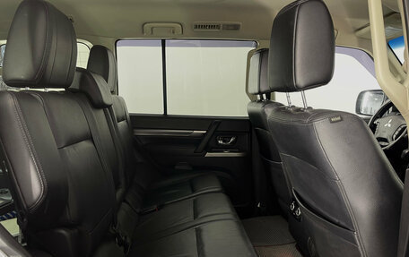 Mitsubishi Pajero IV, 2014 год, 2 590 000 рублей, 13 фотография