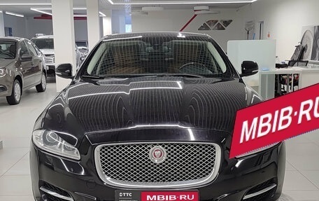Jaguar XJ IV (X351), 2014 год, 2 200 000 рублей, 6 фотография