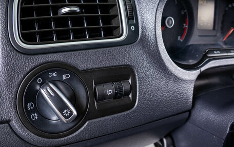Volkswagen Polo VI (EU Market), 2014 год, 1 049 000 рублей, 19 фотография