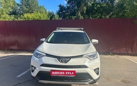 Toyota RAV4, 2017 год, 2 100 000 рублей, 1 фотография