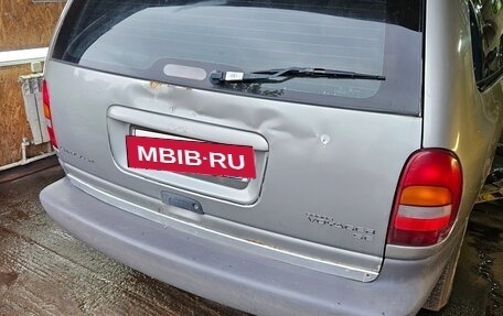 Chrysler Voyager III, 1998 год, 400 000 рублей, 5 фотография