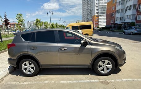 Toyota RAV4, 2013 год, 2 200 000 рублей, 4 фотография