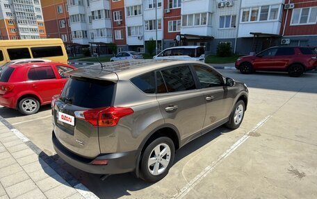 Toyota RAV4, 2013 год, 2 200 000 рублей, 5 фотография