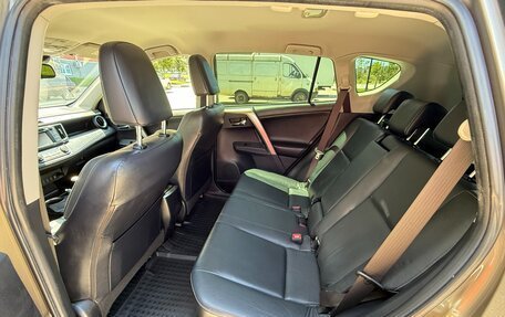 Toyota RAV4, 2013 год, 2 200 000 рублей, 12 фотография