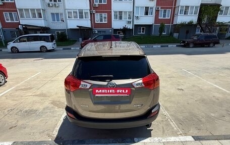 Toyota RAV4, 2013 год, 2 200 000 рублей, 6 фотография